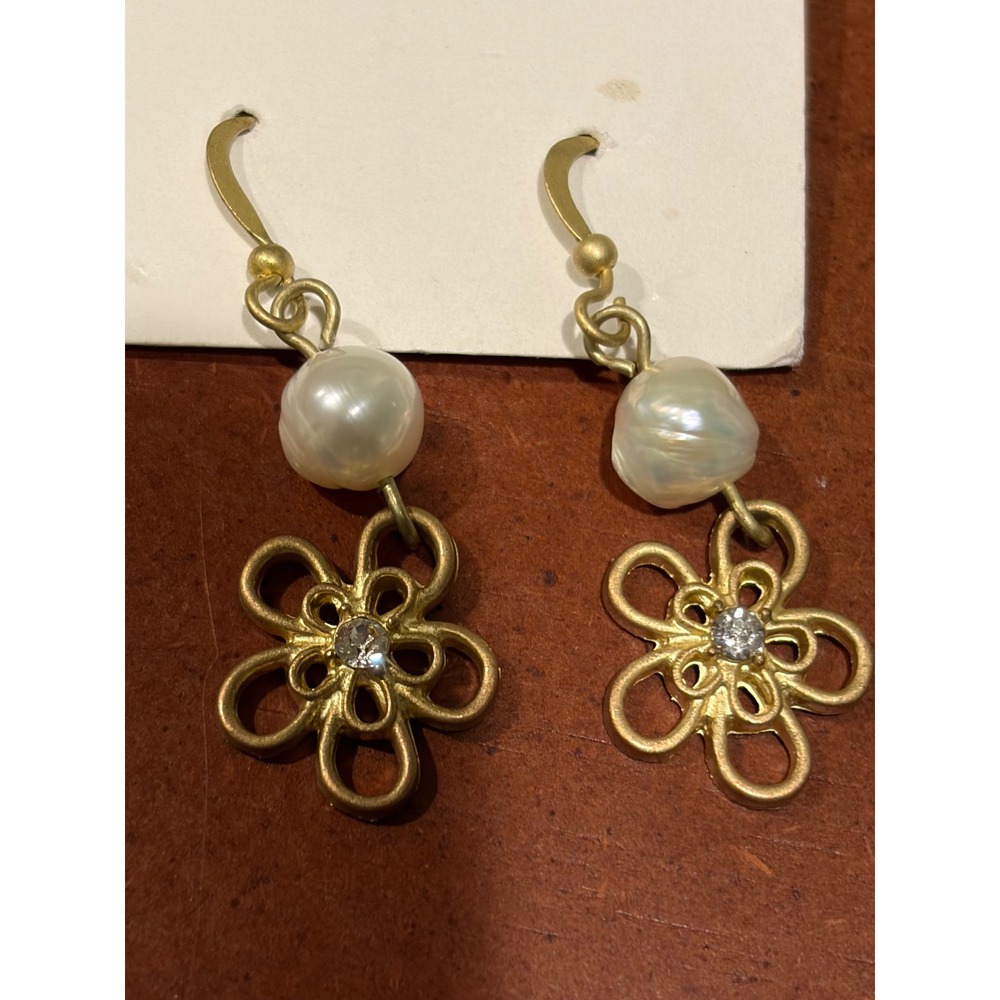 Sydney Andrews Gold Tone Flower Pearl Drop Earrings Crystal Floral Dangle